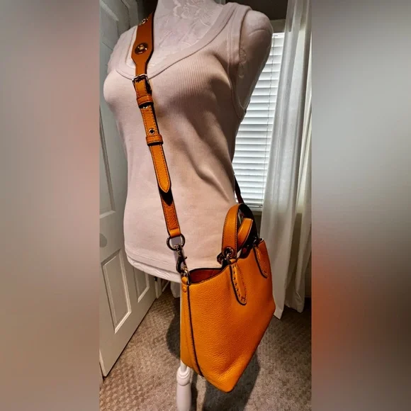 Michael Kors small crossbody tote bag - Picture 7 of 8